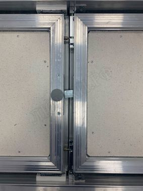 Люк под плитку Техно 2 створки 1500*1800 Люк под плитку Техно 2 створки 1500*1800