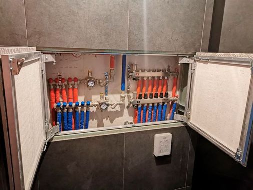 Люк под плитку Секрет 3.0, 2 створки 1050*950 Люк под плитку Секрет 3.0, 2 створки 1050*950