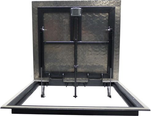 Напольный люк Дворник Уголок, алюминиевый рифленый лист 1000*2900 Напольный люк Дворник Уголок, алюминиевый рифленый лист 1000*2900