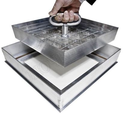 Напольный люк Премиум 54 мм 2 створки 500*1450 Напольный люк Премиум 54 мм 2 створки 500*1450