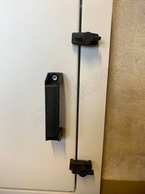 Сантехнический люк Гермо 900*900, RAL 9003 муар Сантехнический люк Гермо 900*900, RAL 9003 муар