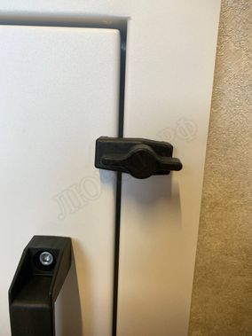 Сантехнический люк Гермо 900*900, RAL 9003 муар Сантехнический люк Гермо 900*900, RAL 9003 муар